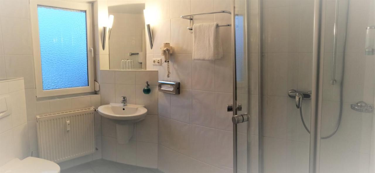Landhotel Schuff Kindsbach Bagian luar foto